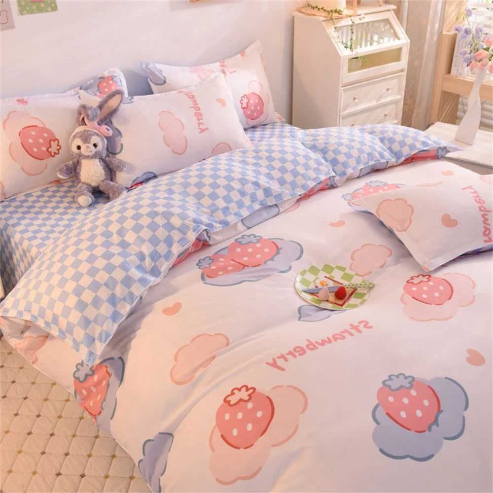 Pretty Pink Strawberry Flower Bedding Set Cute Duvet Cover Flat Sheet with Pillowcases Twin Full Size Bed Linen for Kids Girlsxj241015